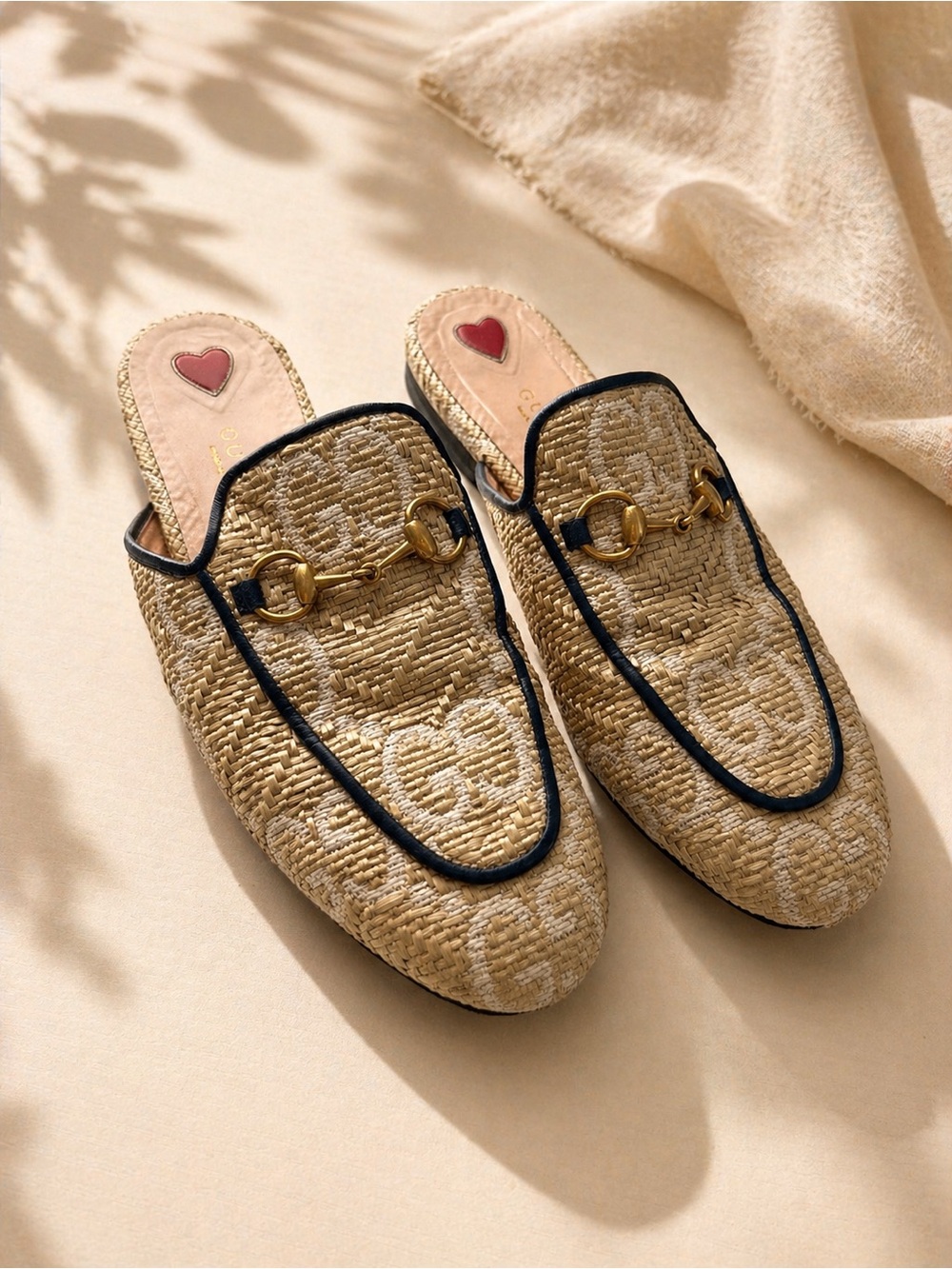 Gucci Raffia Horsebit Slip-On Mules in Natural Beige with Black Trim - Picture 3 of 3